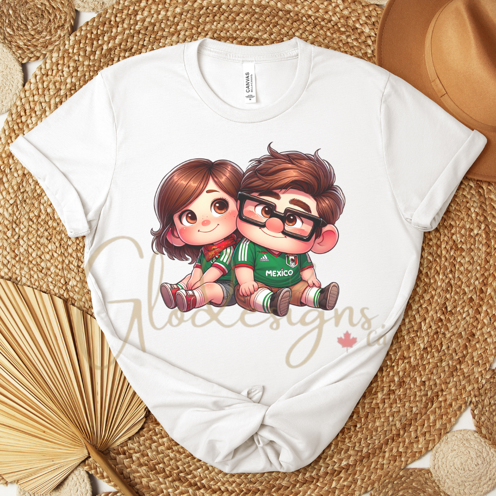 Carl & Ellie Mexicanos 💞 T-Shirt (Unisex).