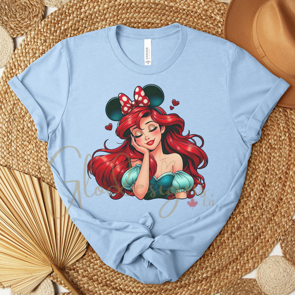 Ariel the little mermaid 💞 T-shirt (Unisex).