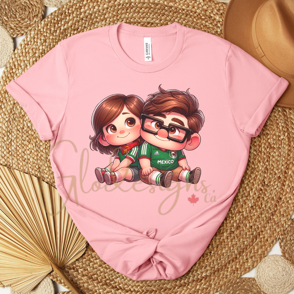 Carl & Ellie Mexicanos 💞 T-Shirt (Unisex).