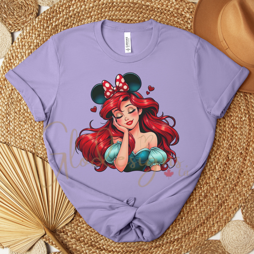 Ariel the little mermaid 💞 T-shirt (Unisex).