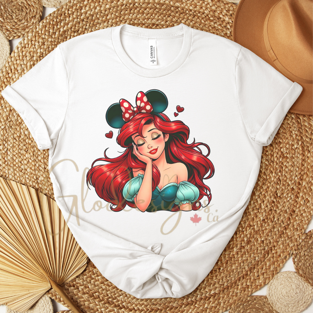 Ariel the little mermaid 💞 T-shirt (Unisex).